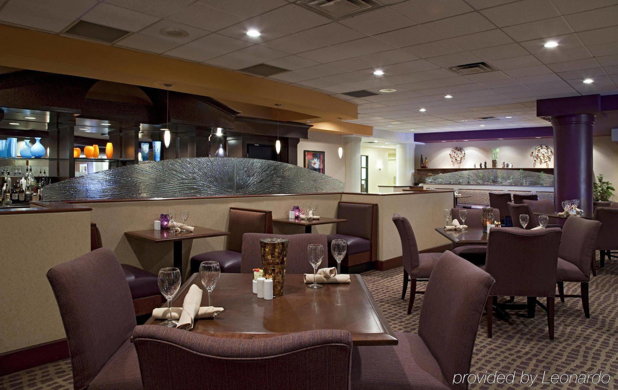 Doubletree Suites By Hilton Hotel Cincinnati - Blue Ash Sharonville Restaurang bild